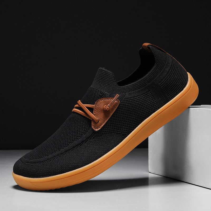 Alias Sneakers in Black – detail view