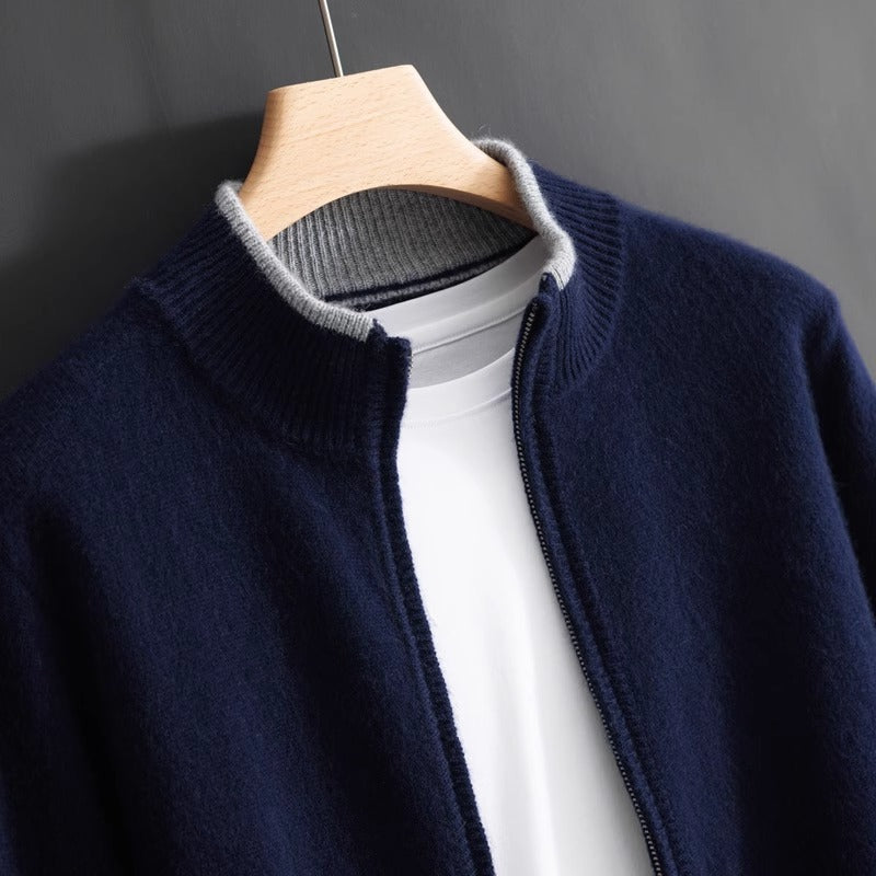 Dublin Cashmere Sweater in Navy Blue – product view