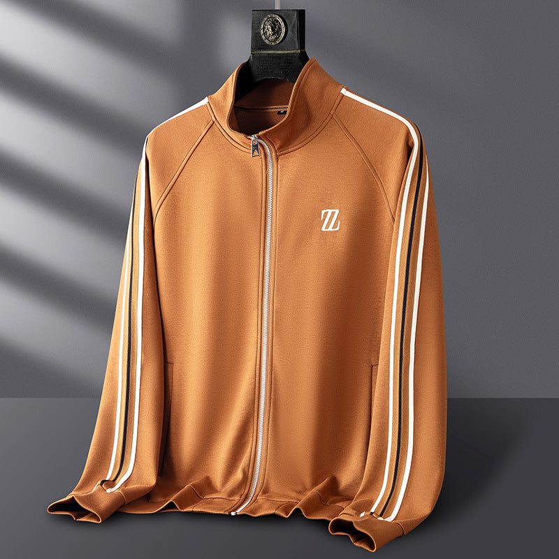 Maverick Track Jacket in Brown – detail view