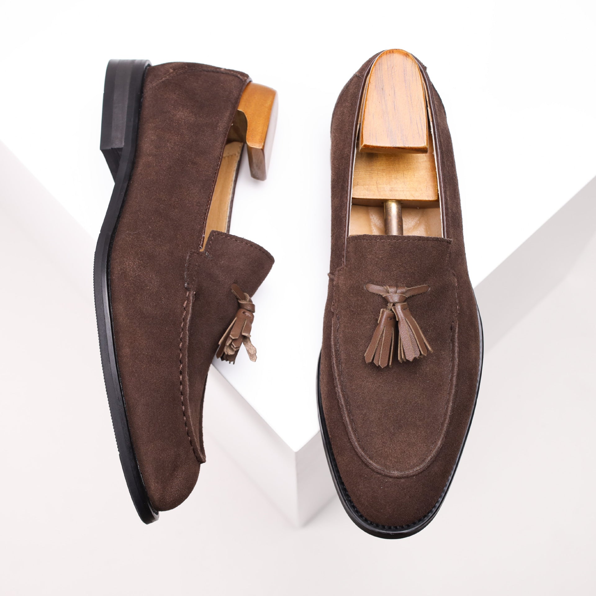 Harlow Tassel Loafers – detail view