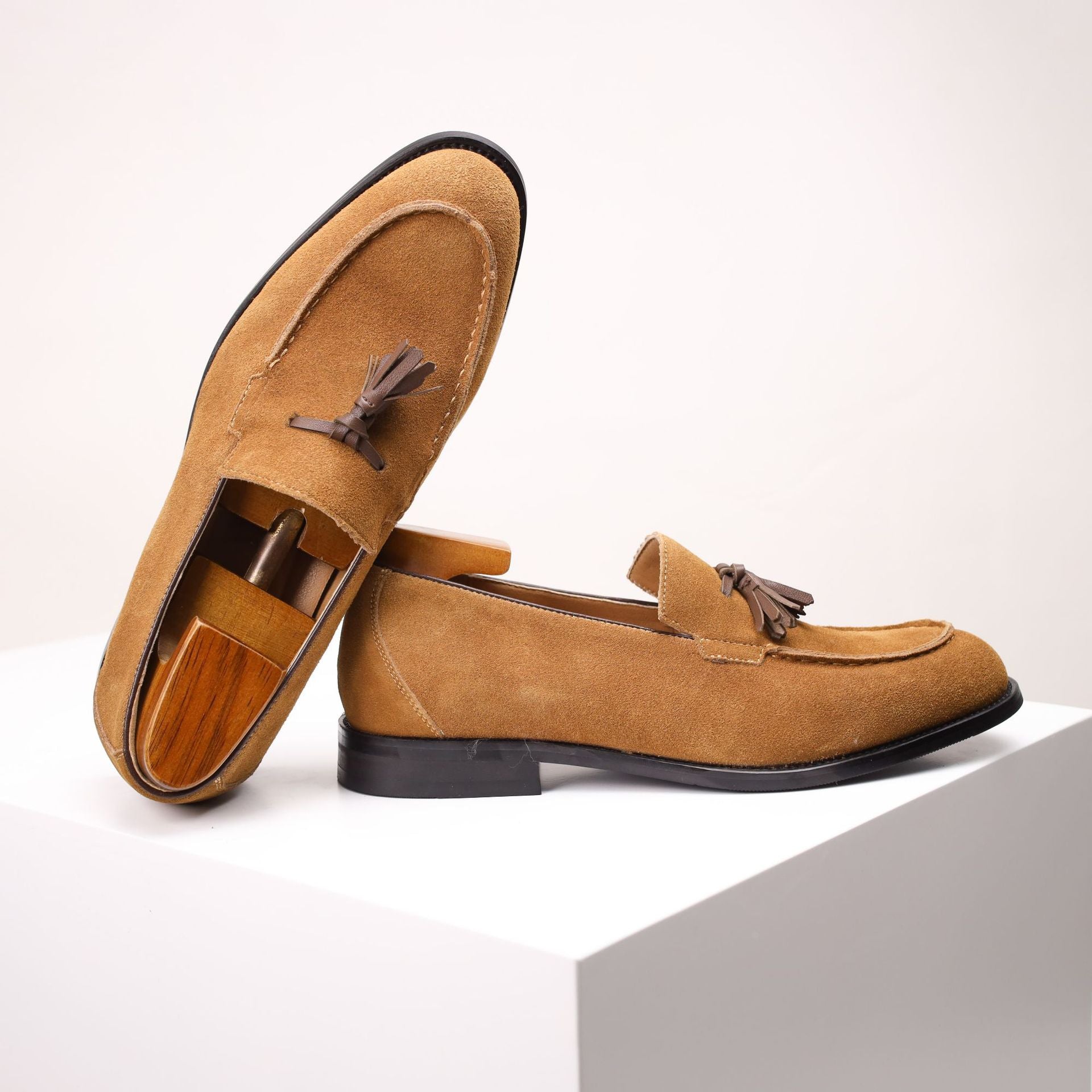 Harlow Tassel Loafers – product view