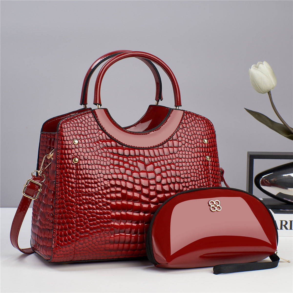 Rosa Croc Handbag in Red – alternate view