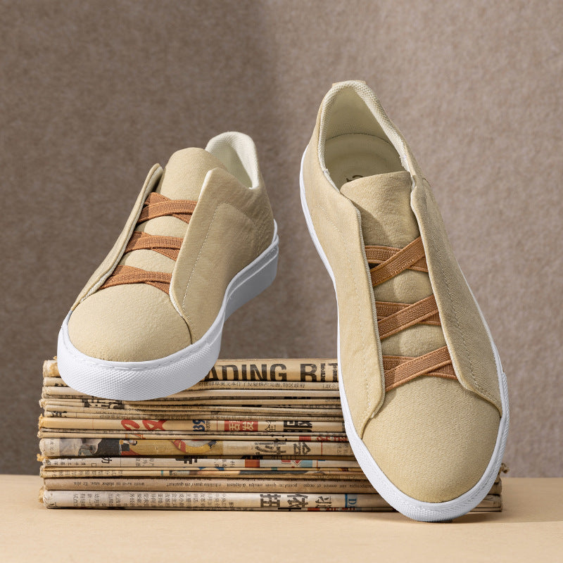 Colin Leather Shoes in Cream – detail view