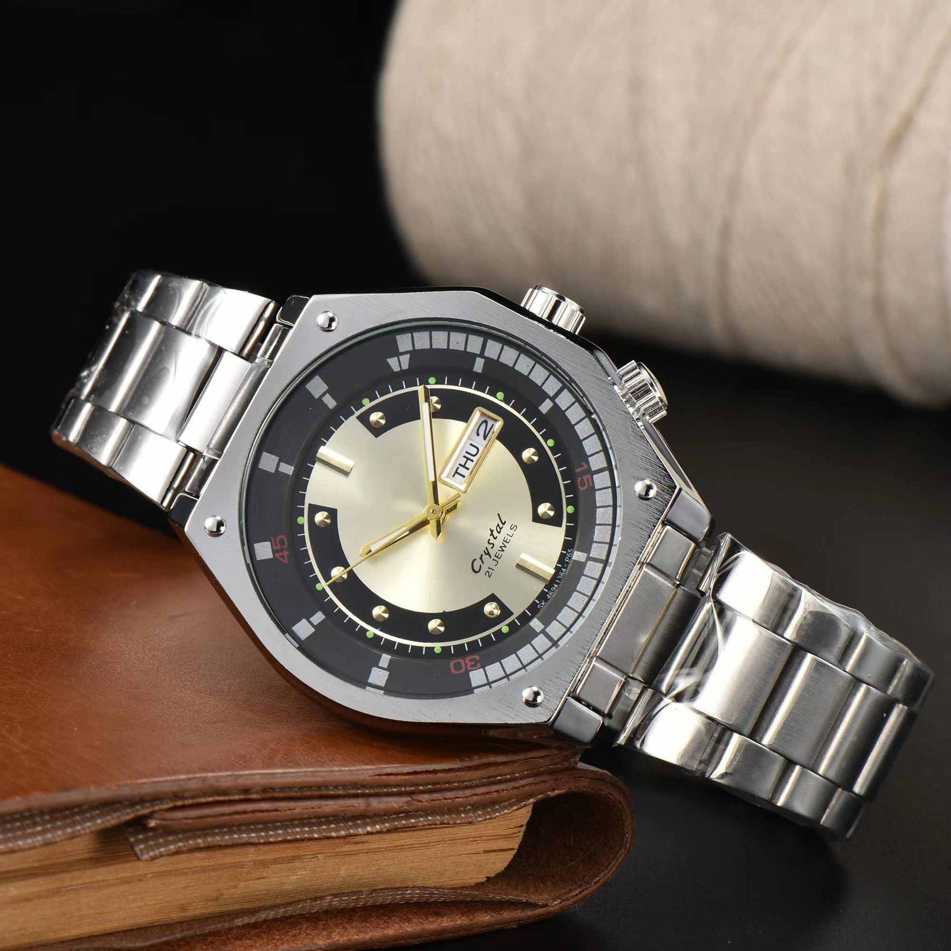 Dayton Timepiece